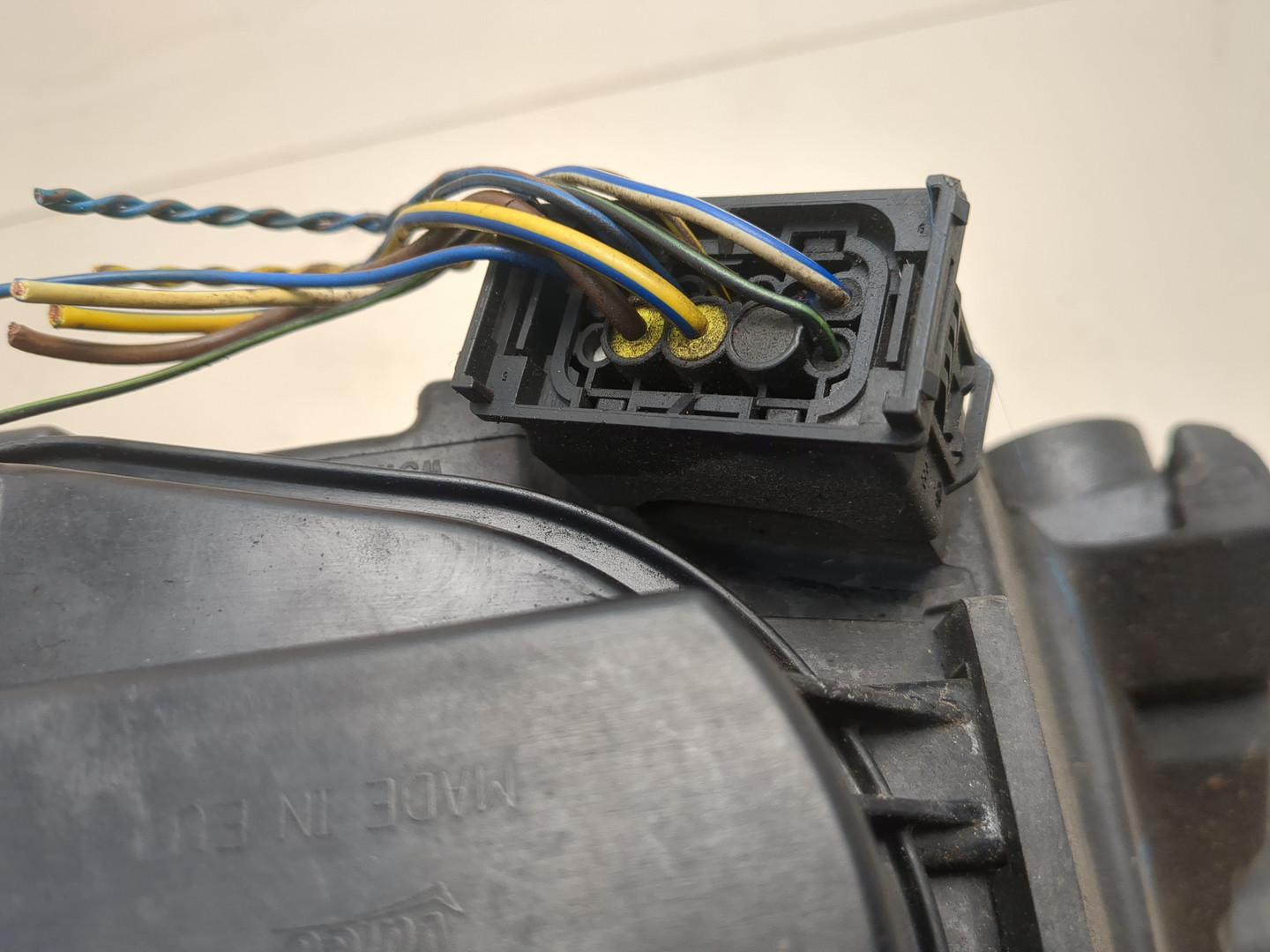 Фара правая