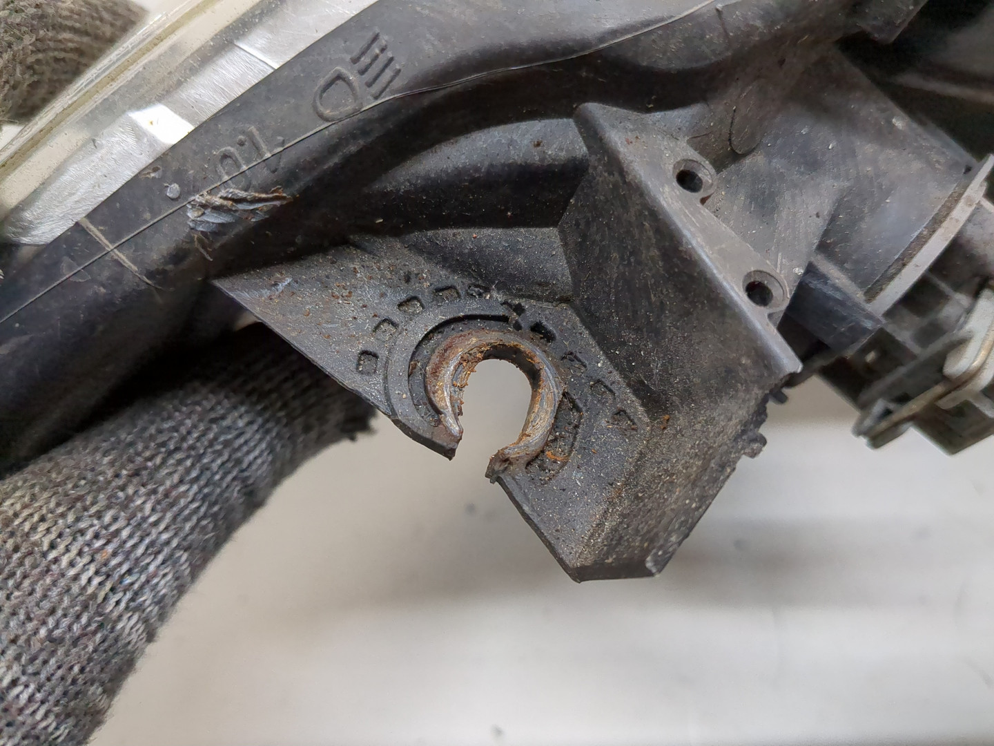 Фара правая