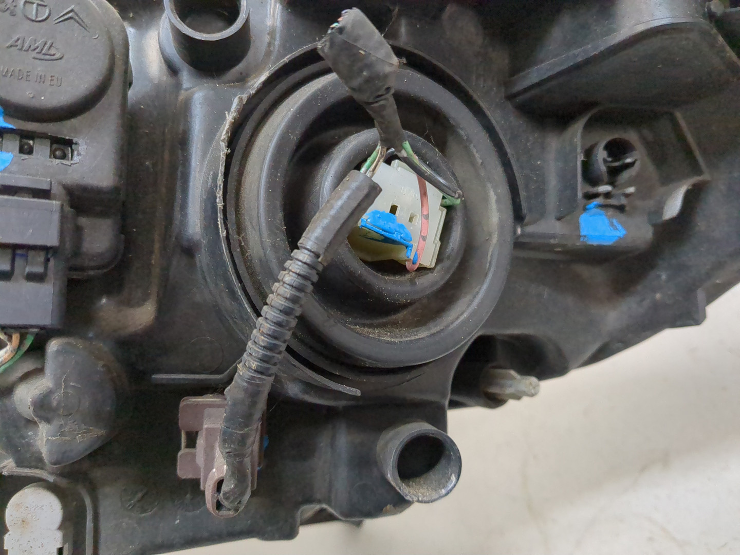 Фара правая