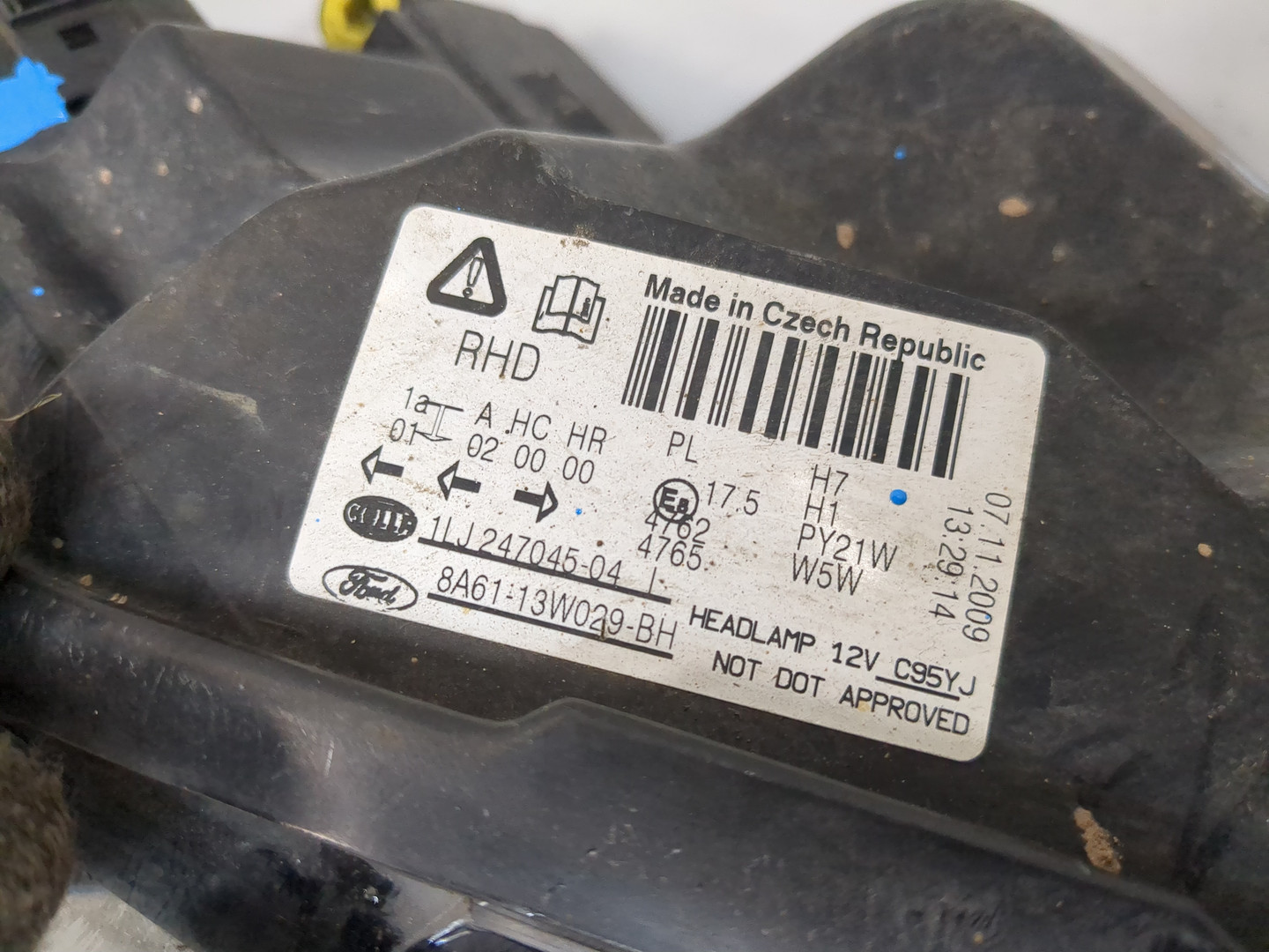 Фара правая