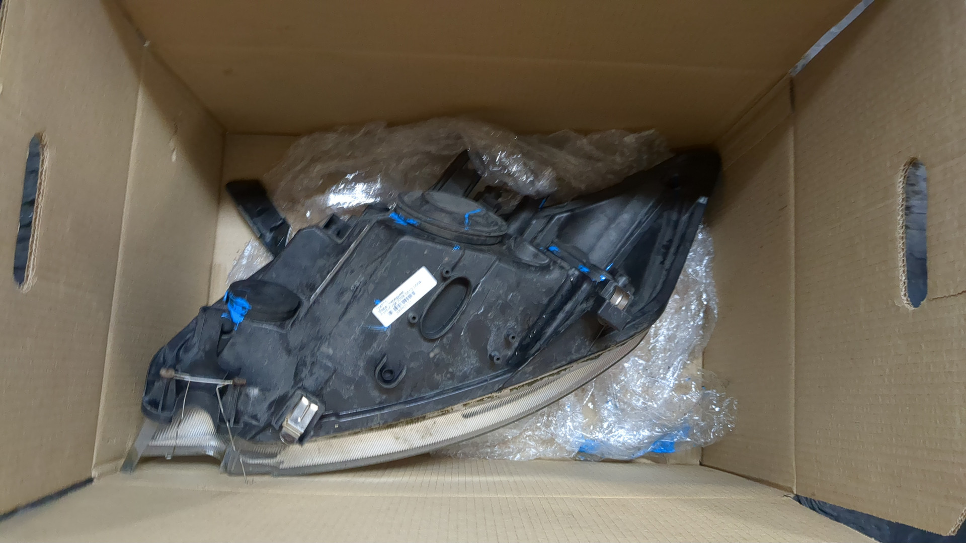 Фара правая