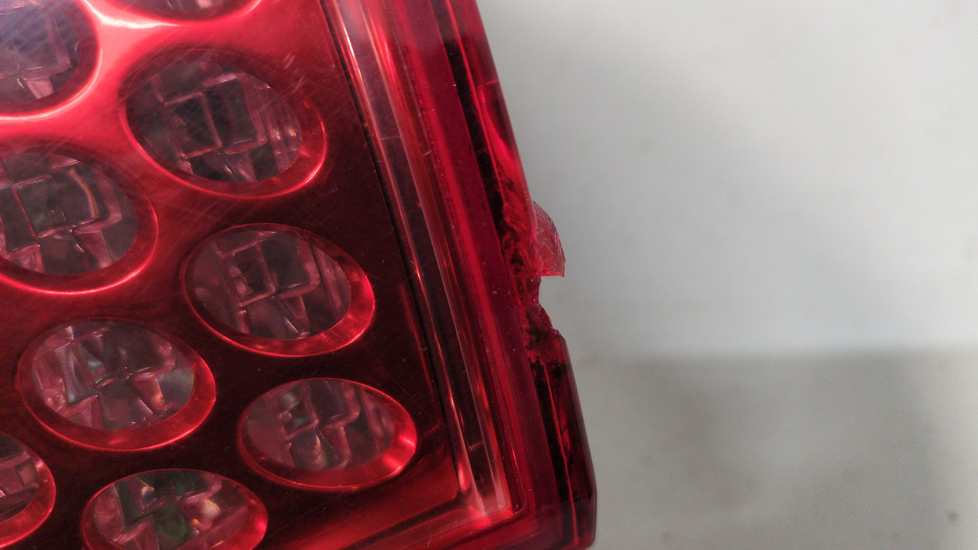 Фонарь задний левый