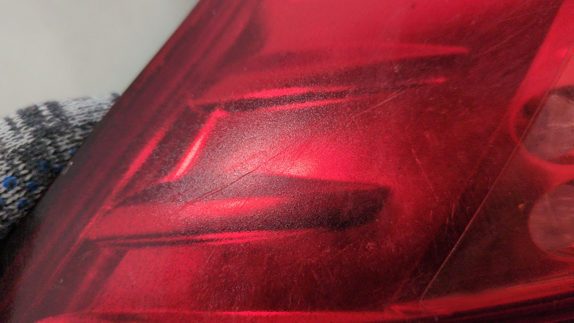 Фонарь задний левый