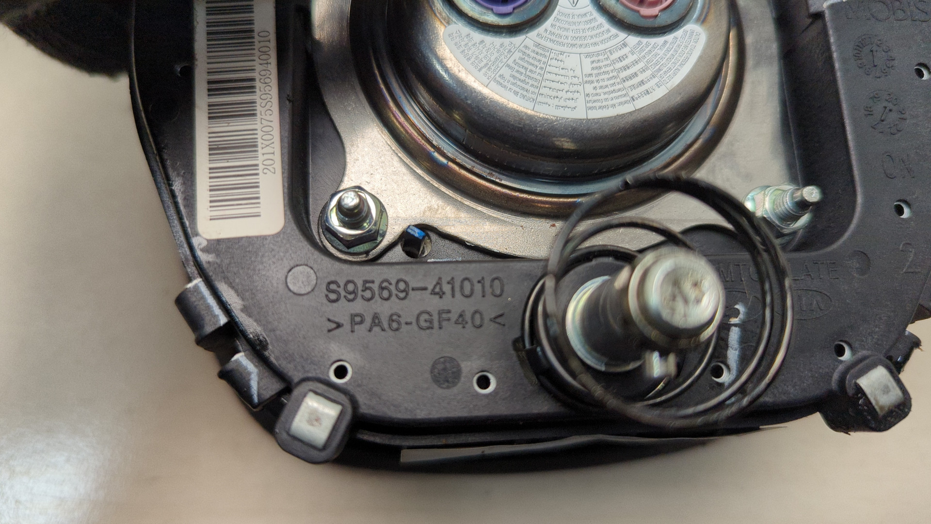 Подушка безопасности в рулевое колесо