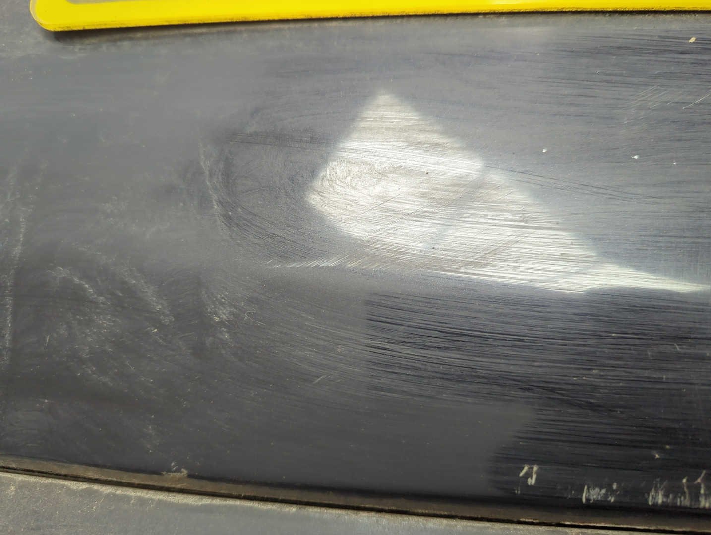 Дверь багажника