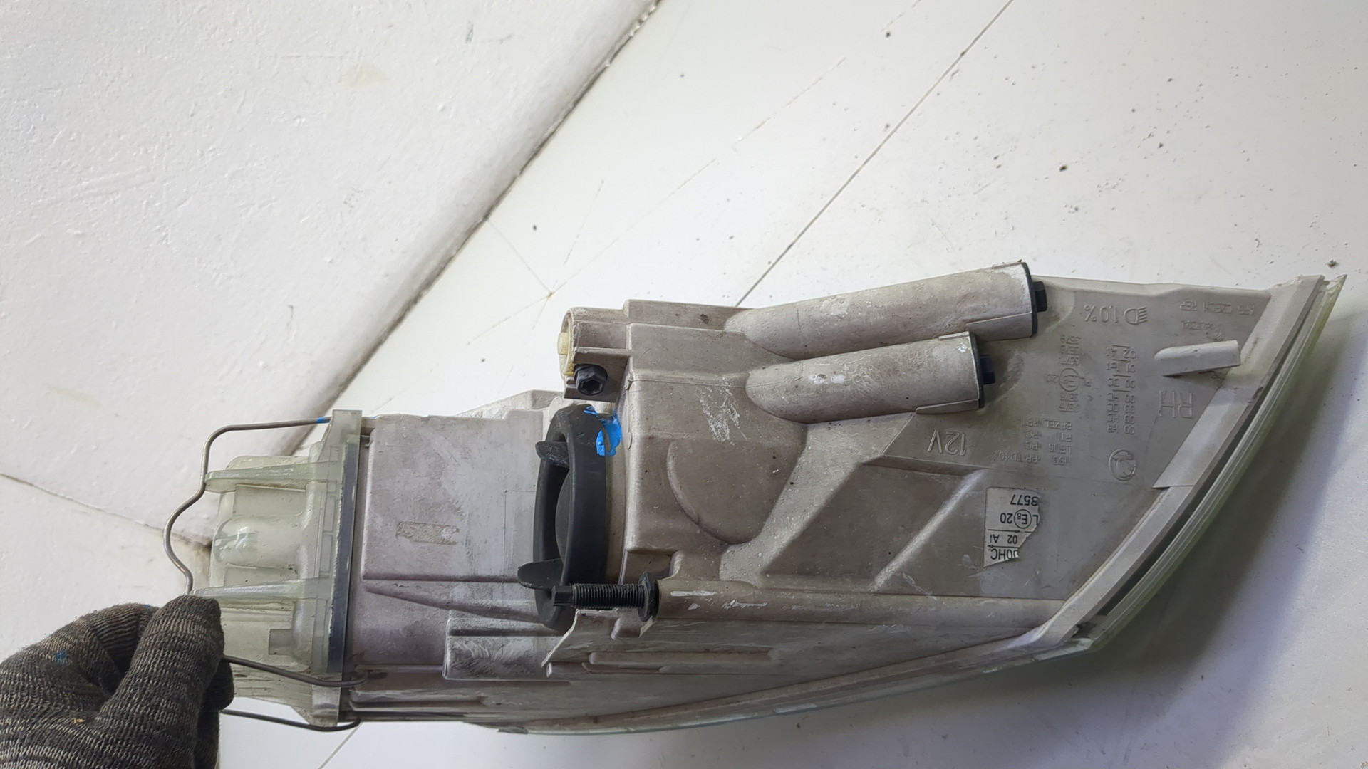 Фара правая