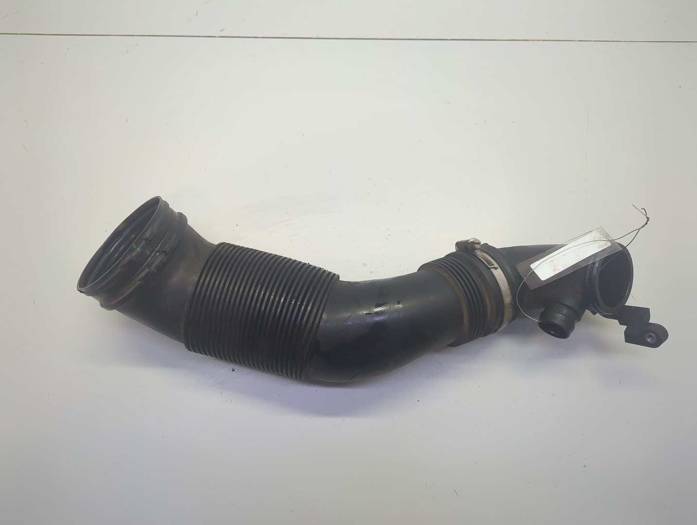 Патрубок воздушного фильтра