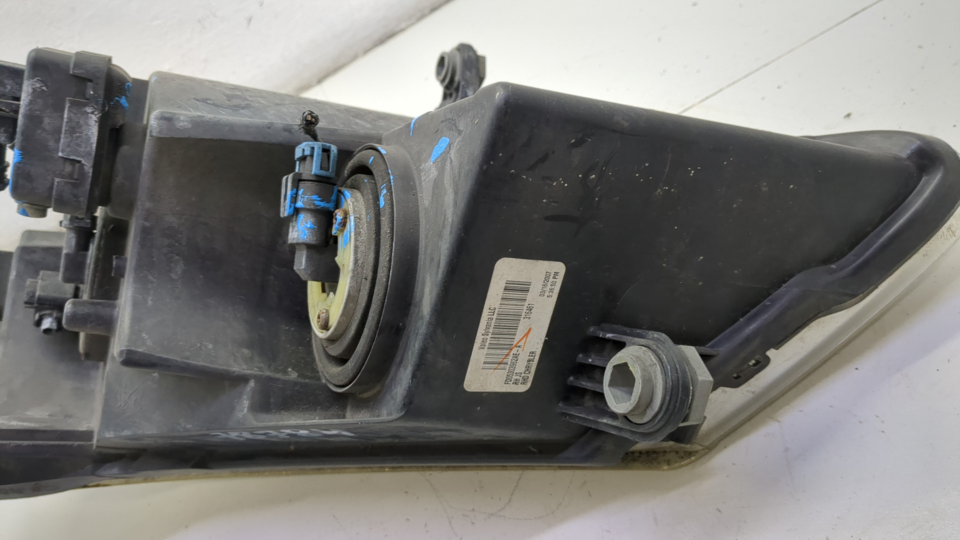 Фара правая