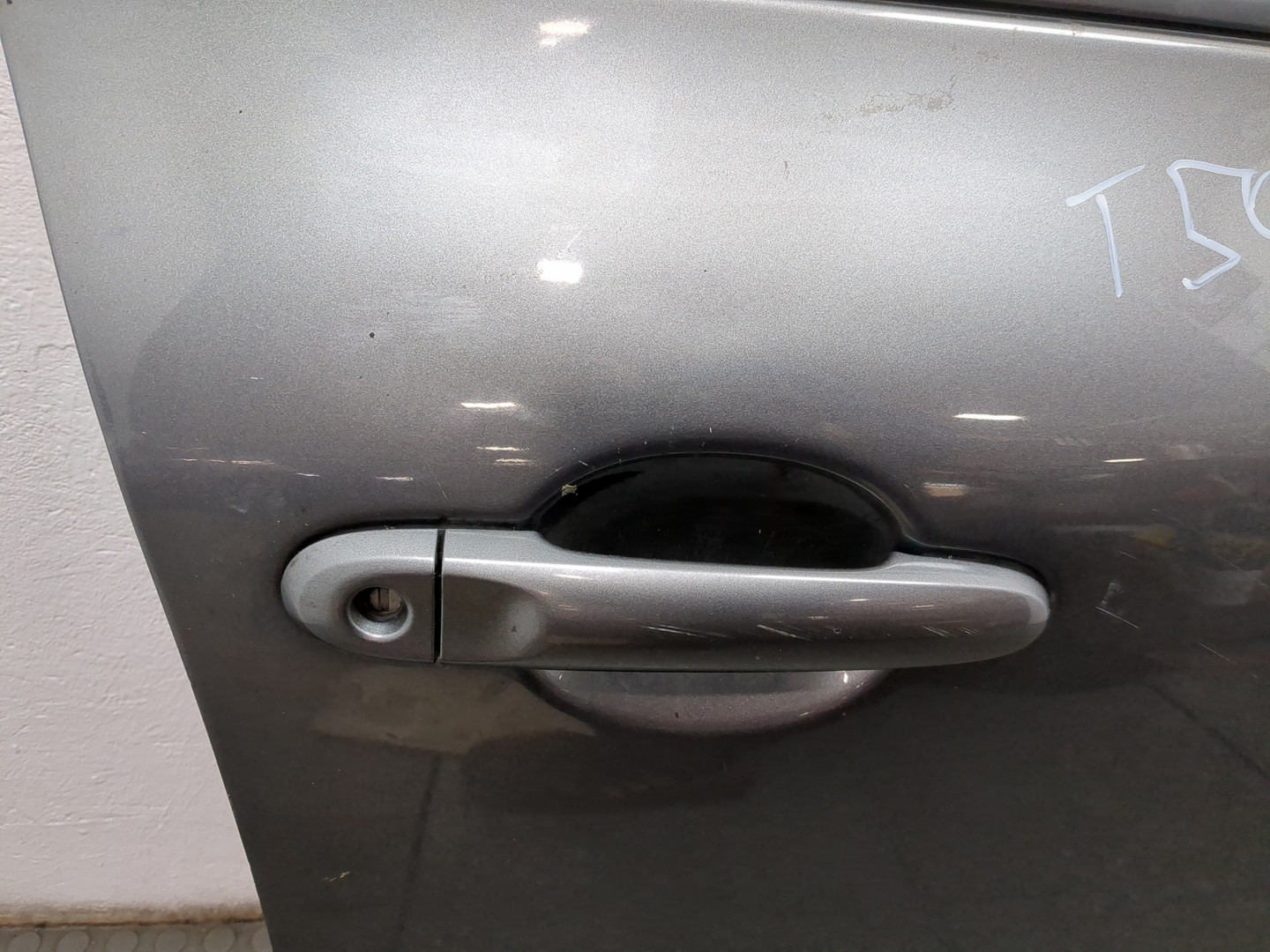 Дверь передняя правая