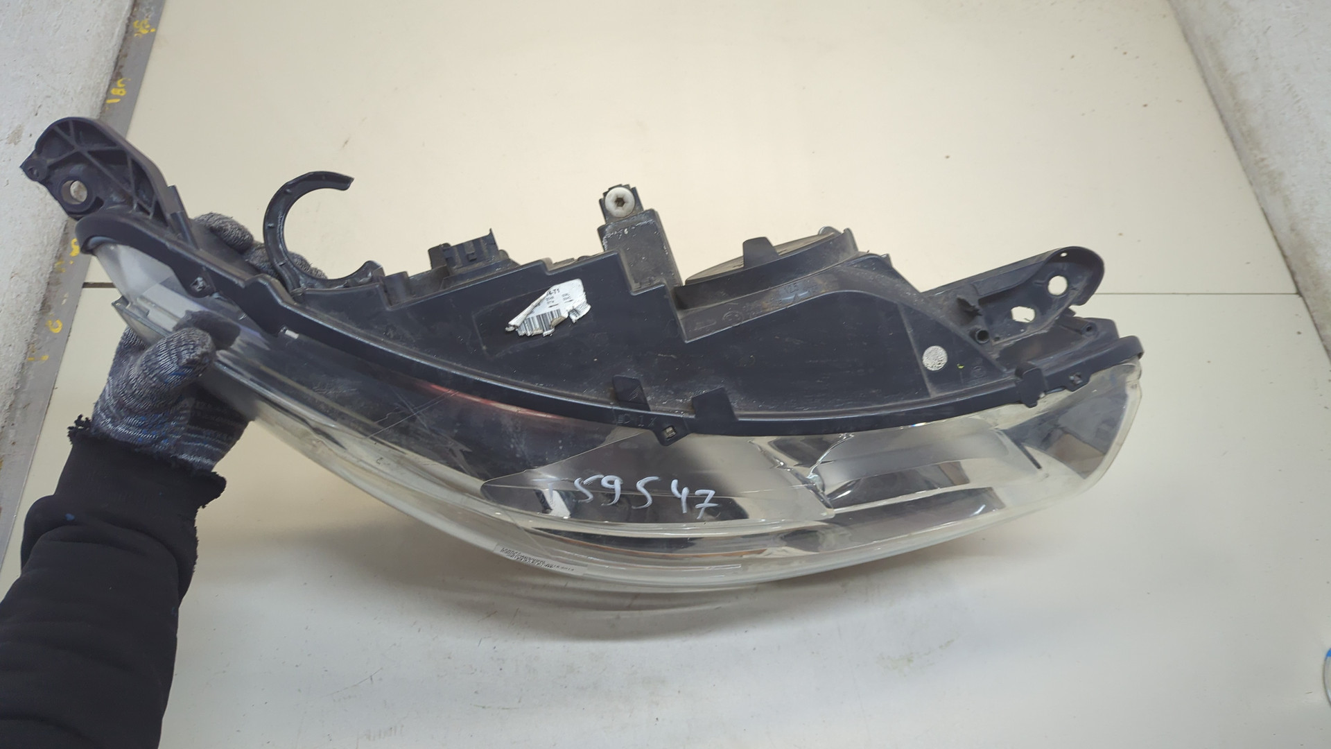 Фара правая