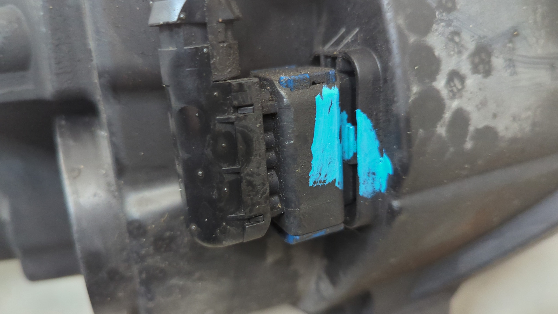 Фара правая