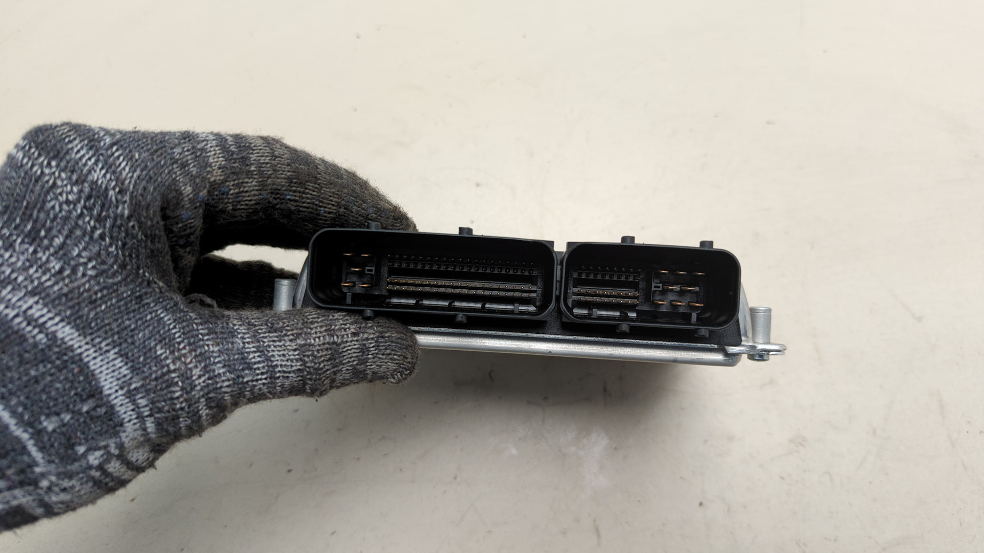 Блок управления подвеской