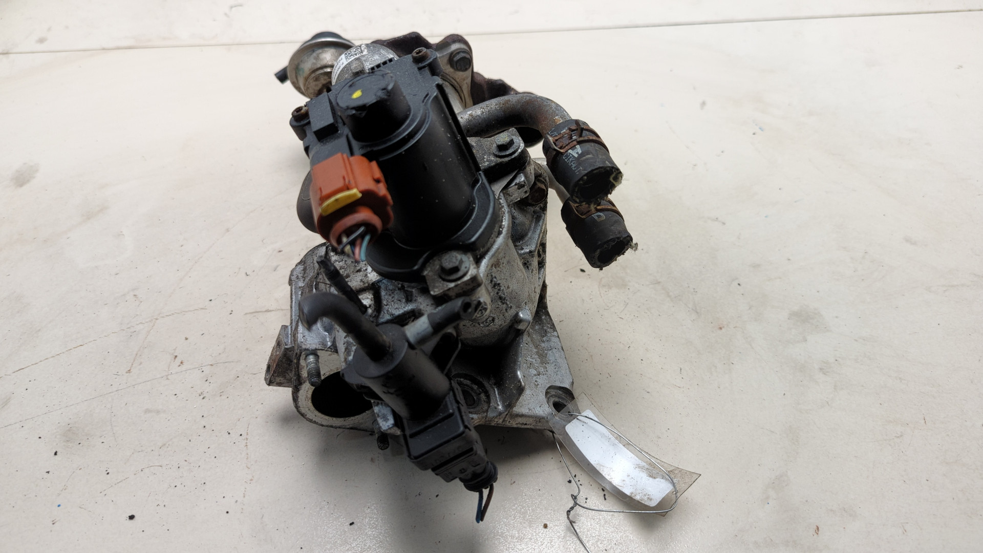 Клапан рециркуляции выхлопных газов (EGR)