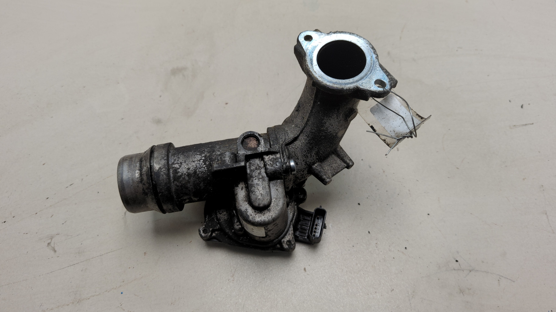 Заслонка дроссельная электрическая