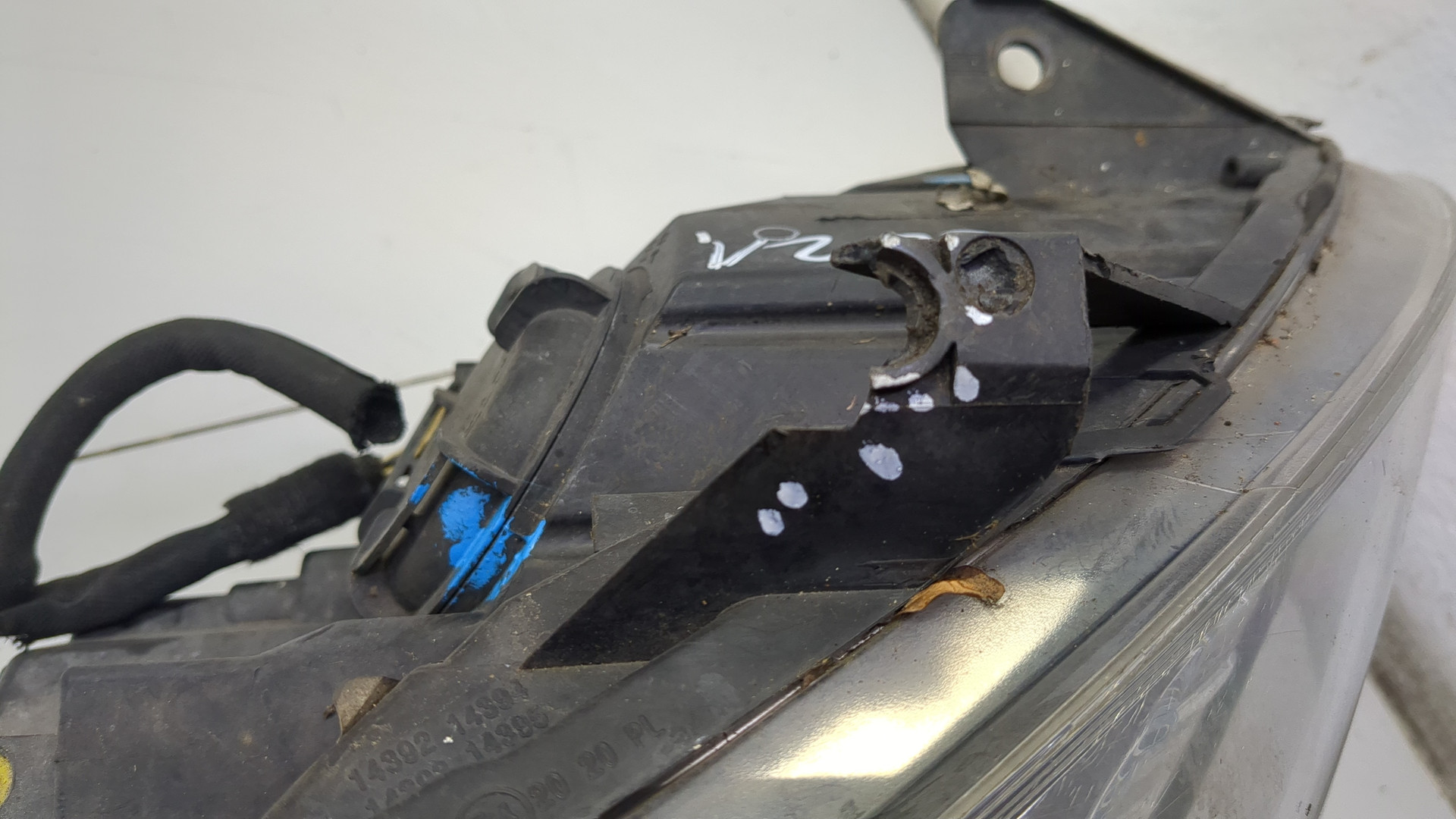 Фара правая