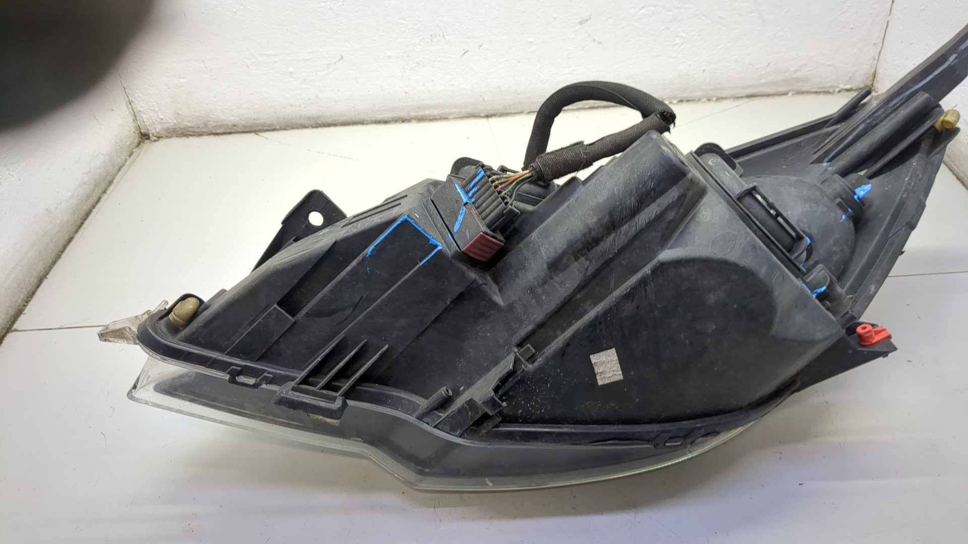 Фара правая