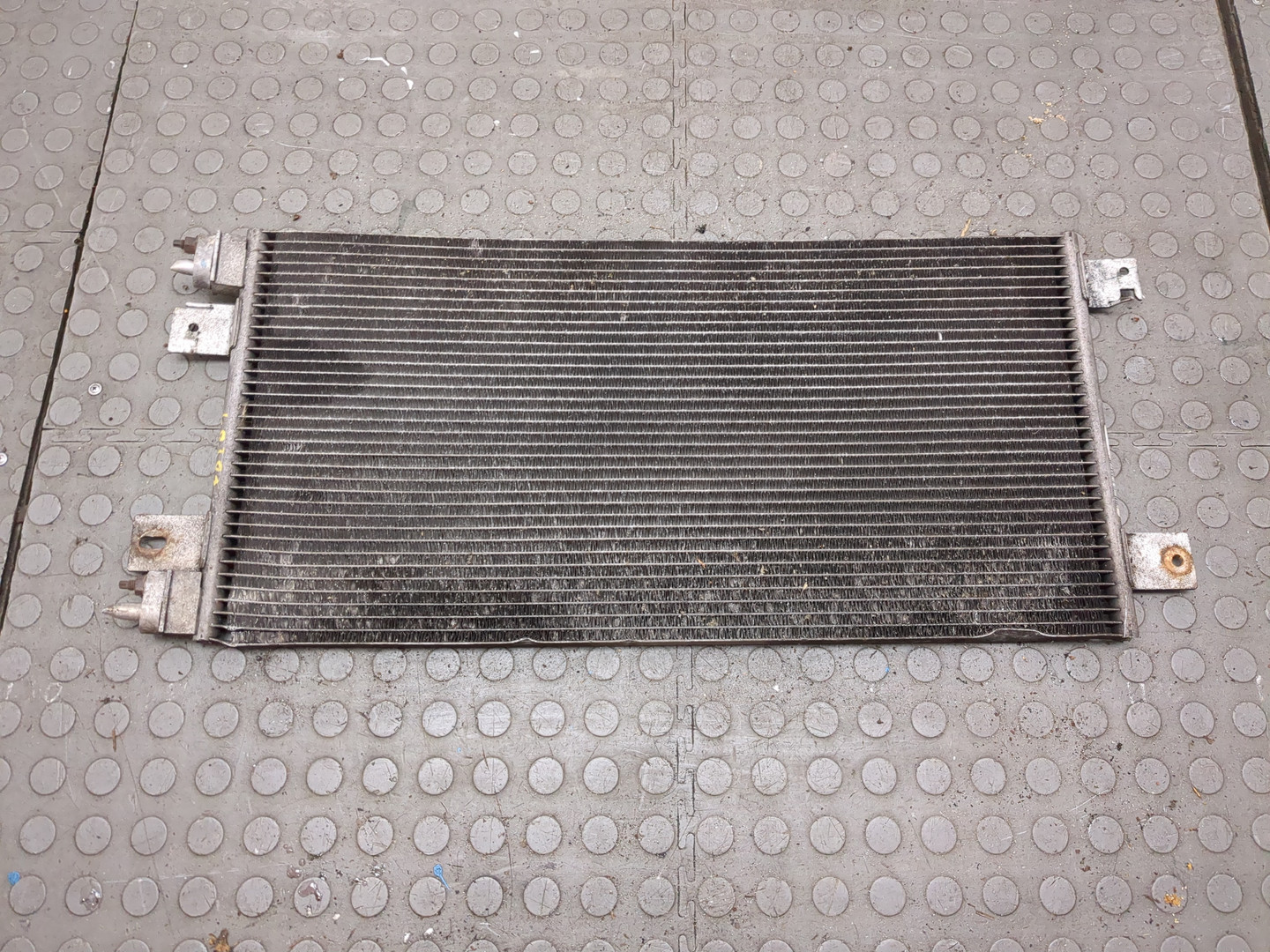 Радиатор кондиционера / конденсер