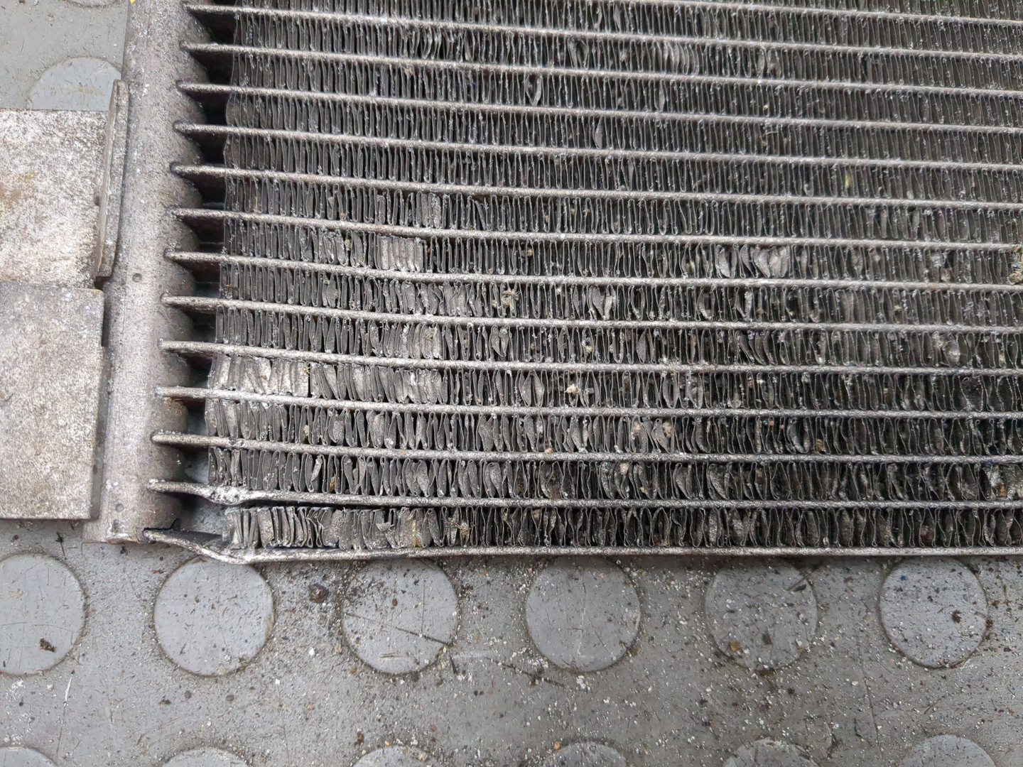 Радиатор кондиционера / конденсер