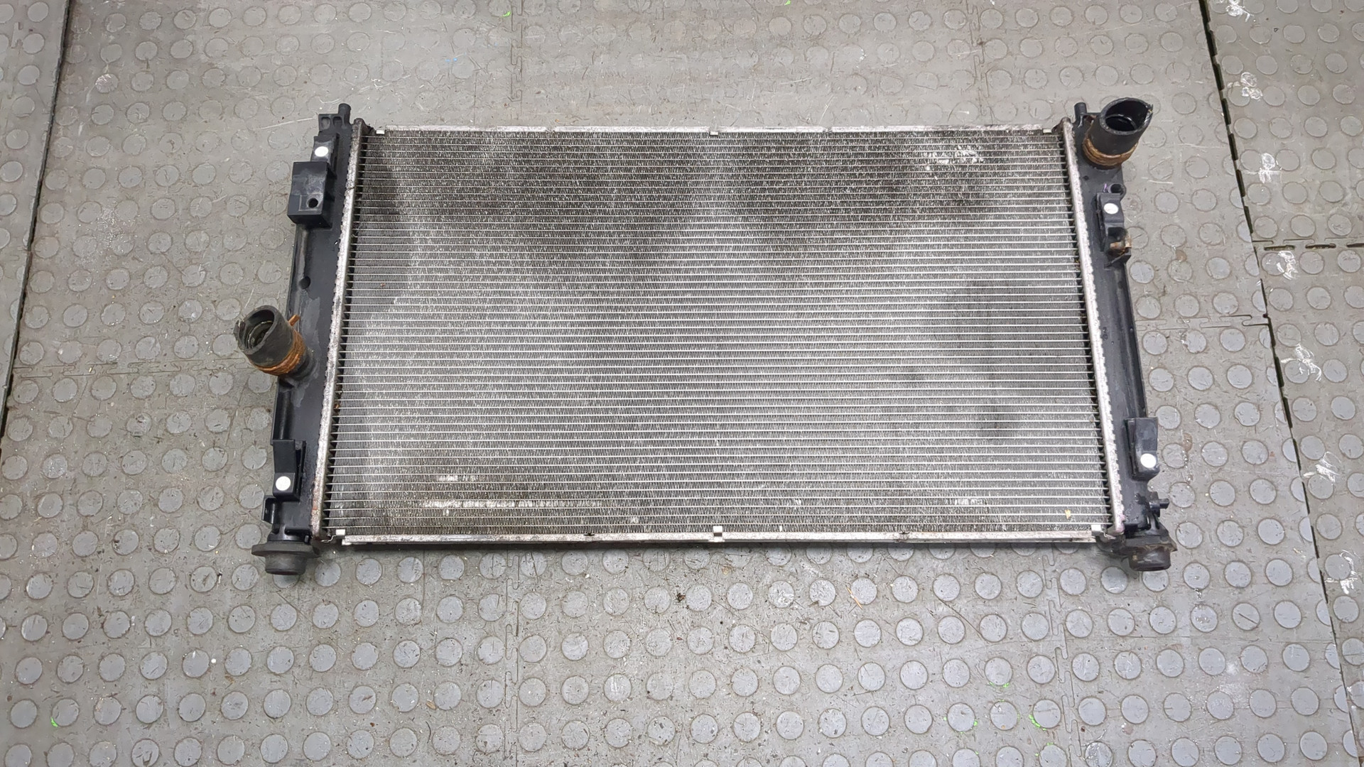 Радиатор охлаждения двигателя основной