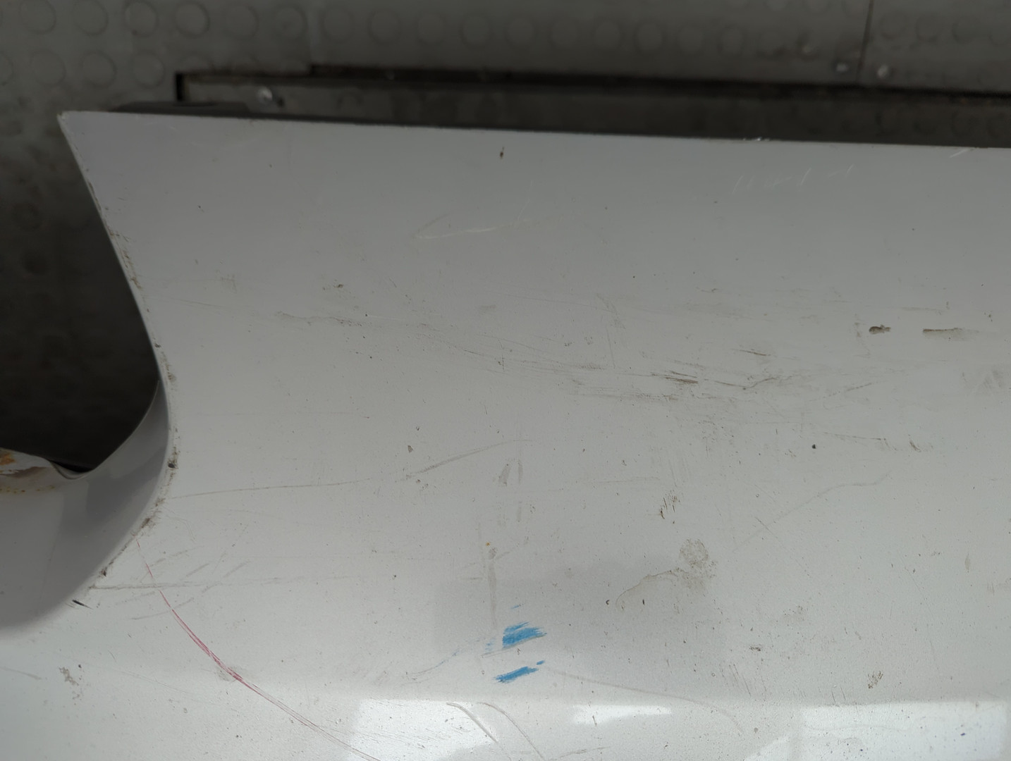 Бампер передний