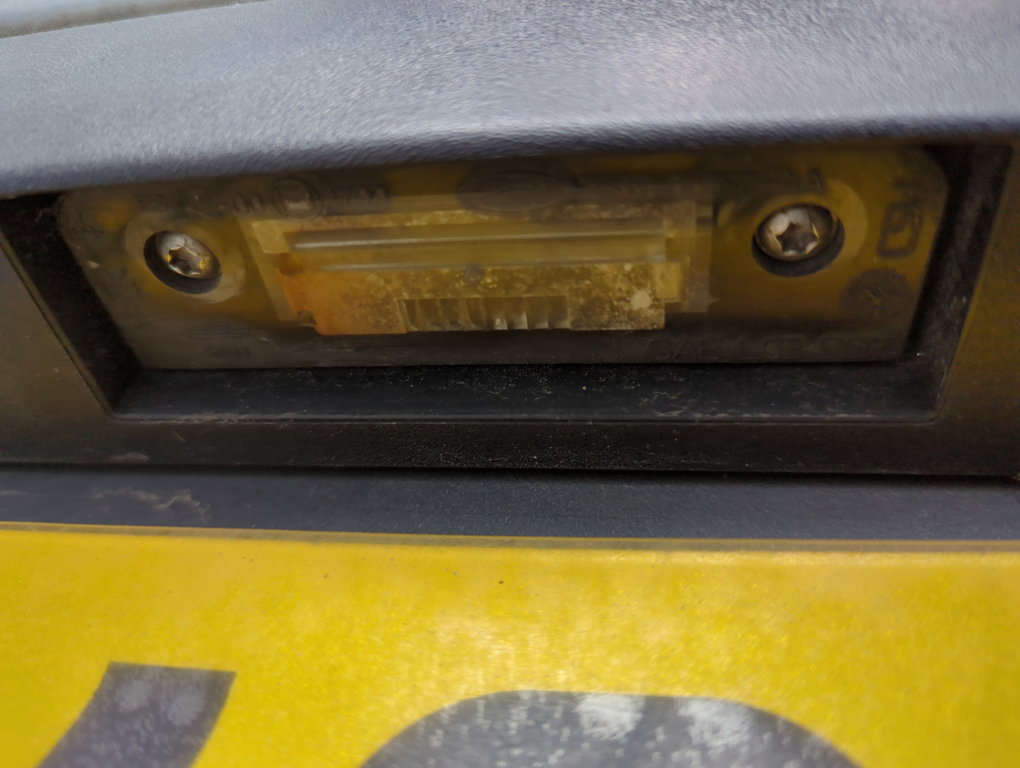 Дверь багажника