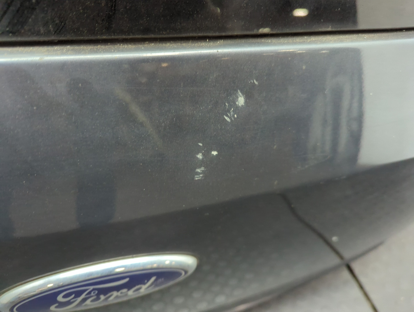 Дверь багажника