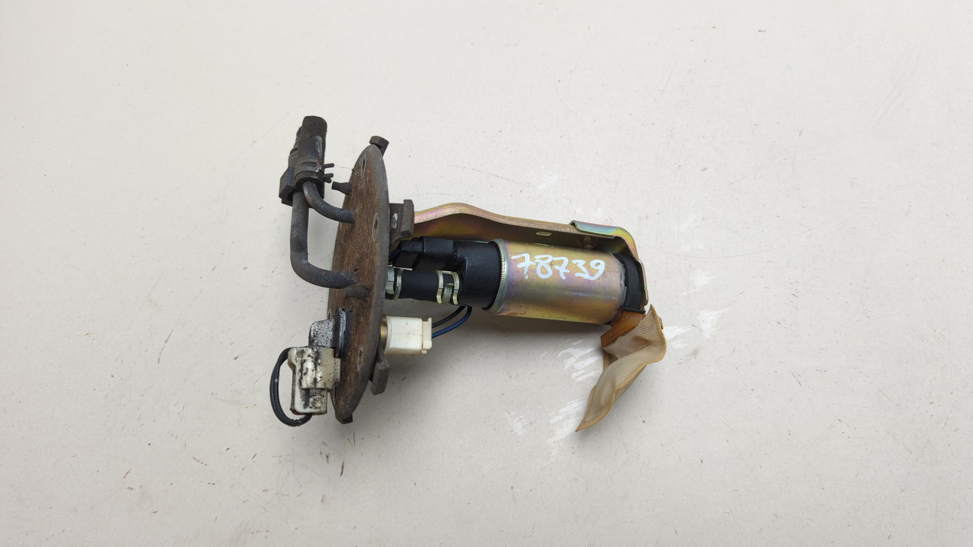 Насос топливный электрический