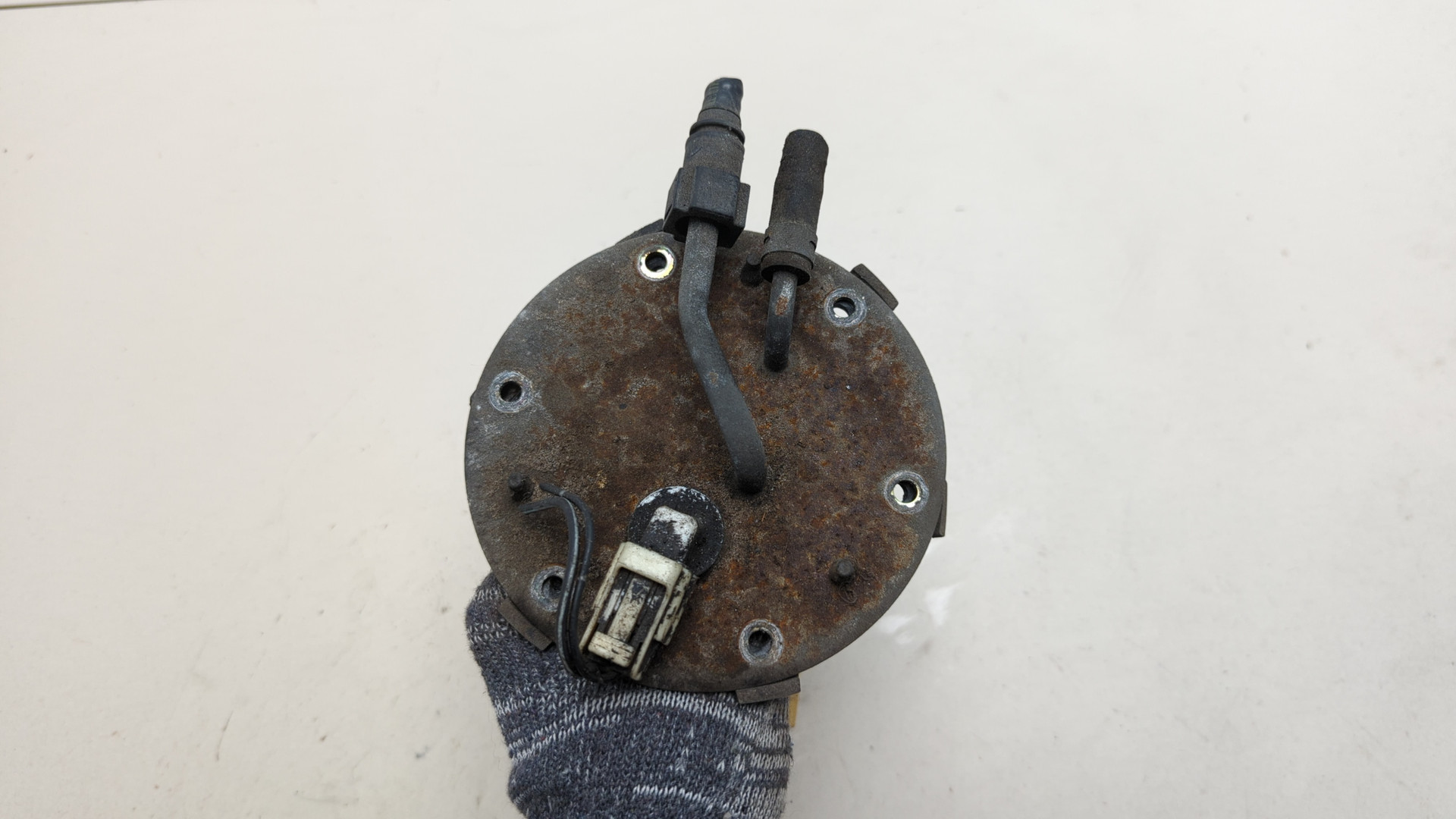 Насос топливный электрический