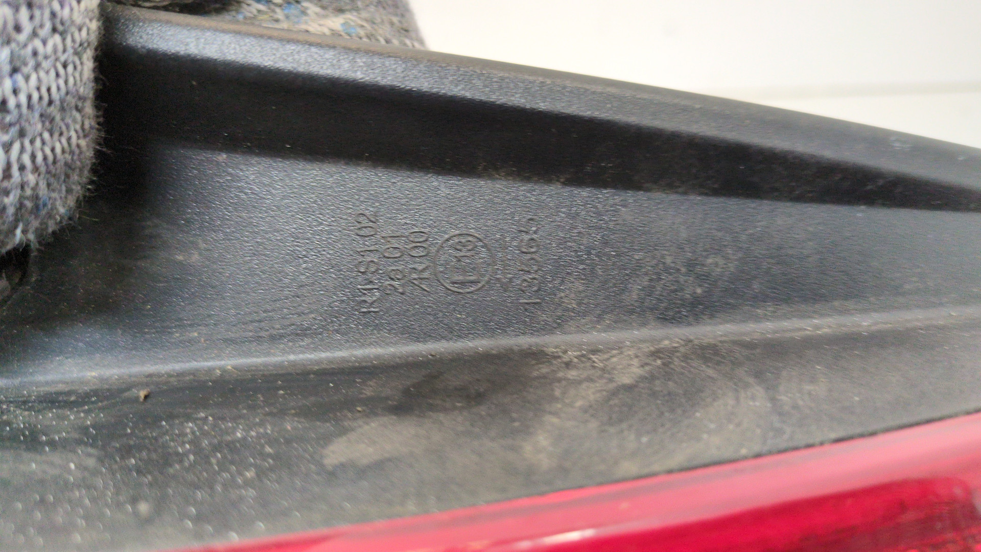 Фонарь задний левый