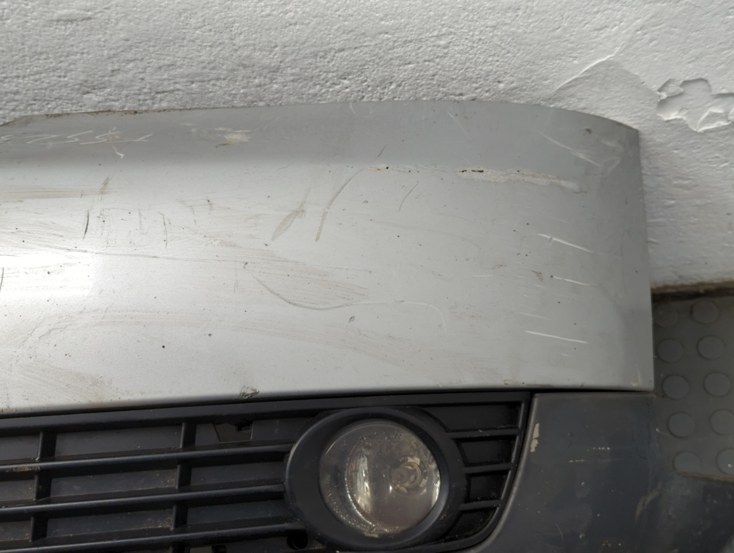 Бампер передний