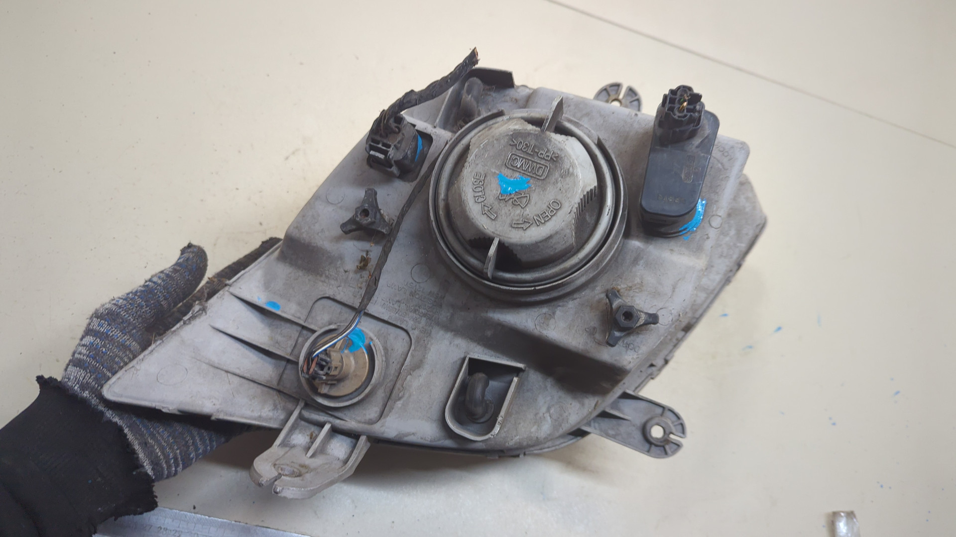 Фара правая