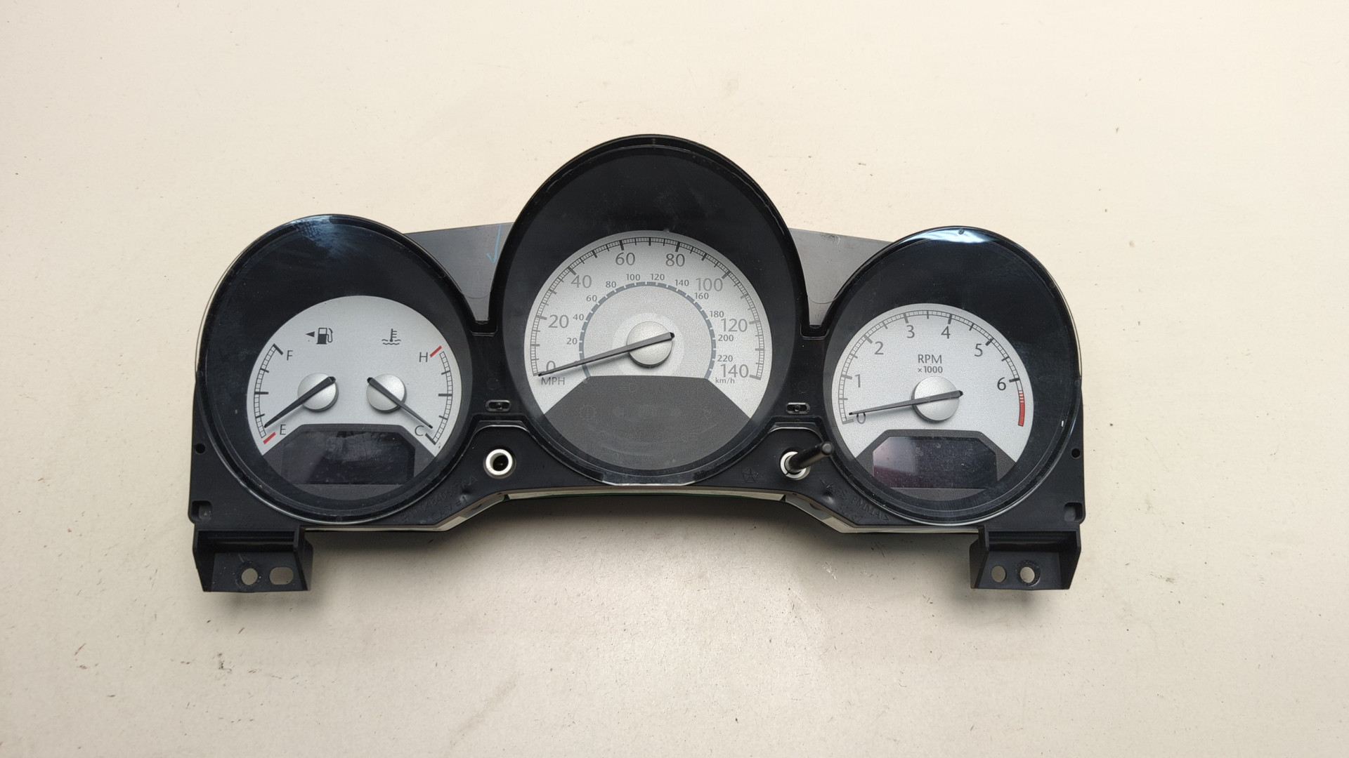 Панель приборов