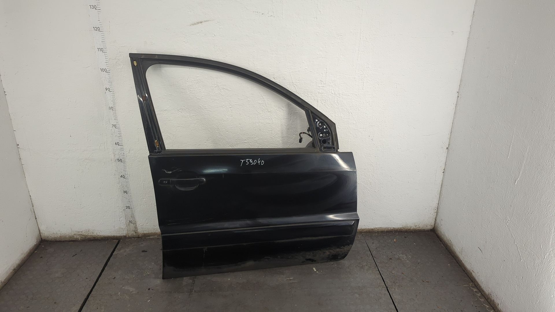 Дверь передняя правая