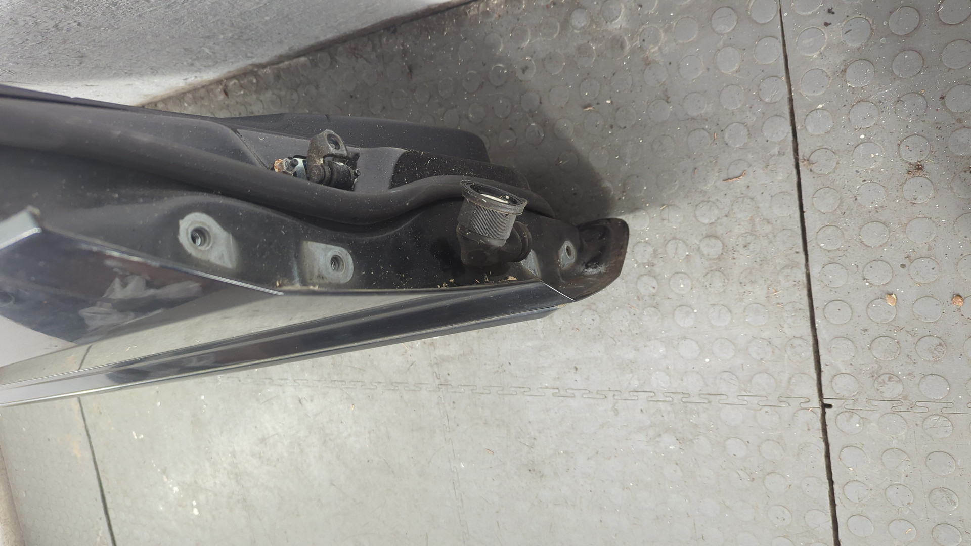 Дверь передняя правая