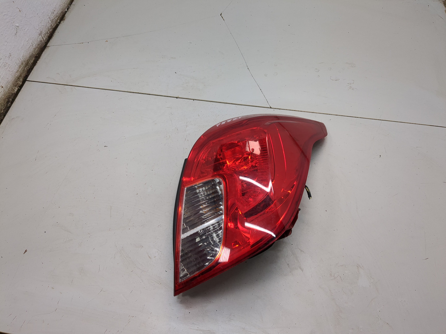 Фонарь задний правый