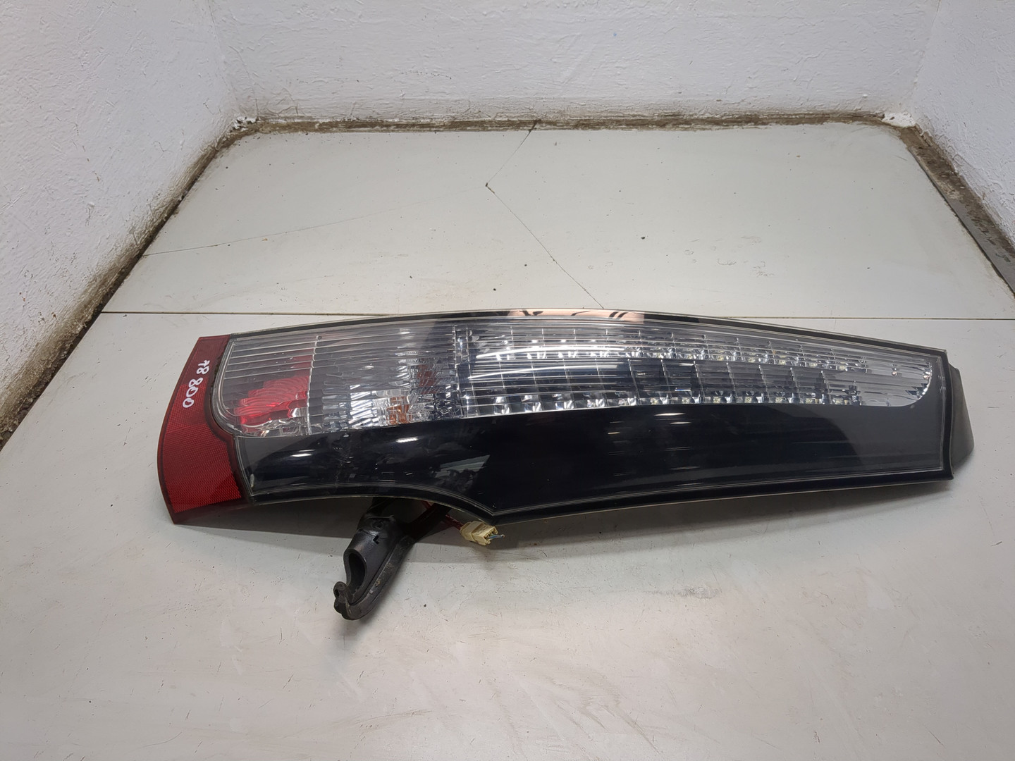 Фонарь задний правый