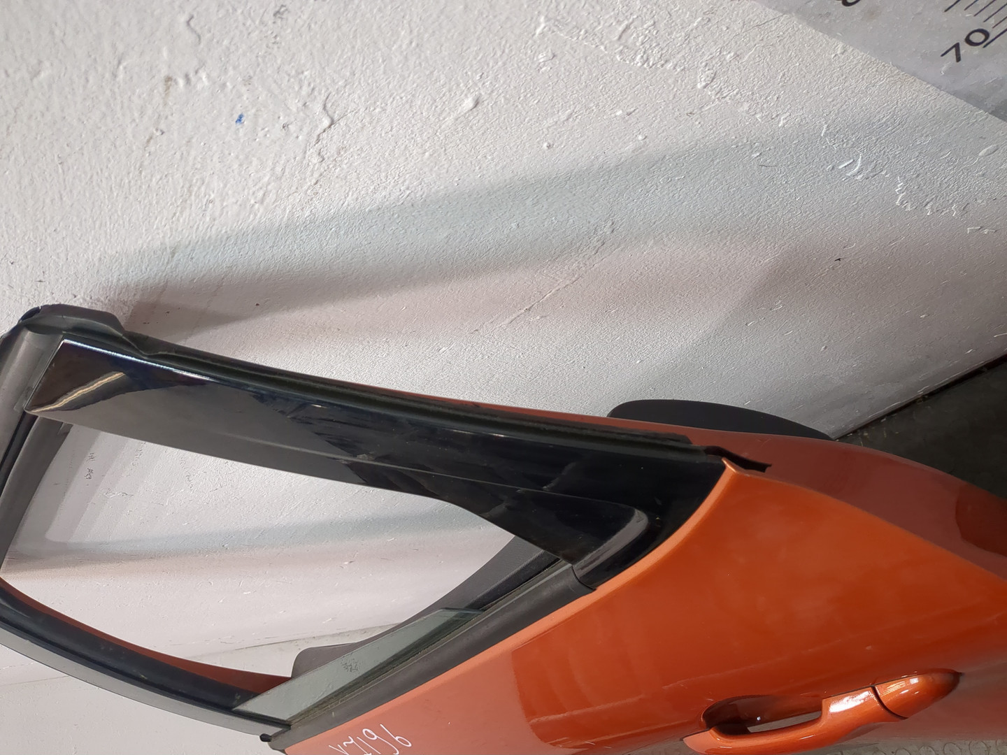 Дверь задняя левая