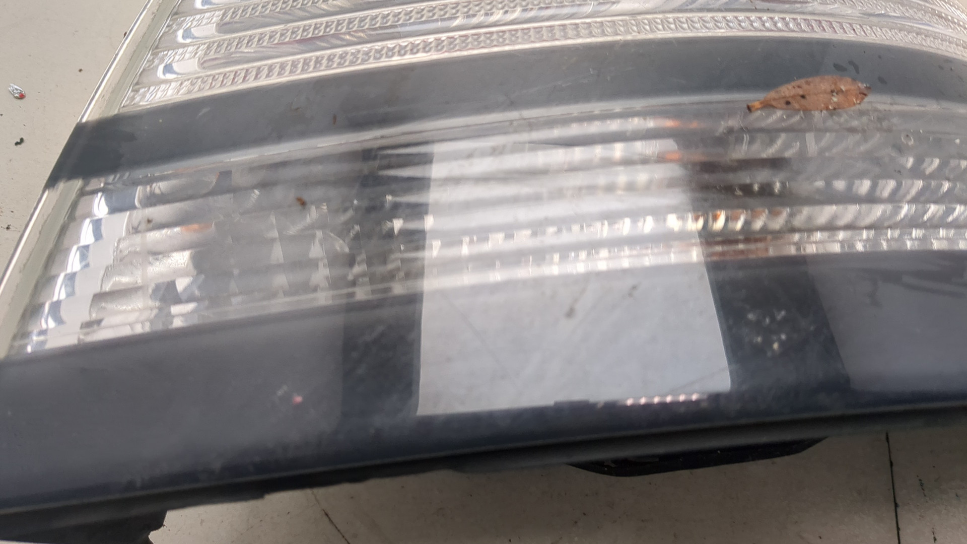 Фонарь задний правый