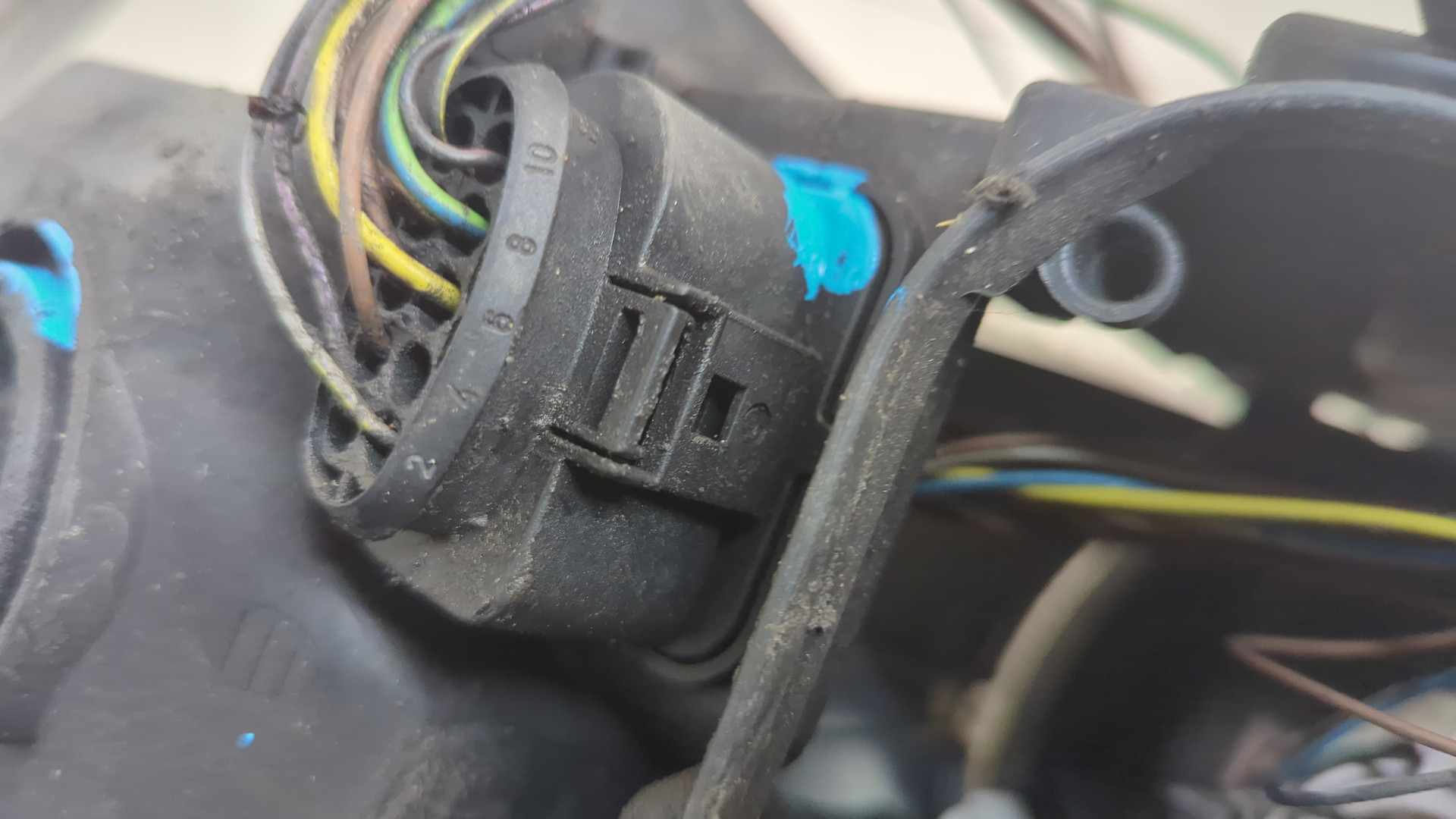 Фара правая