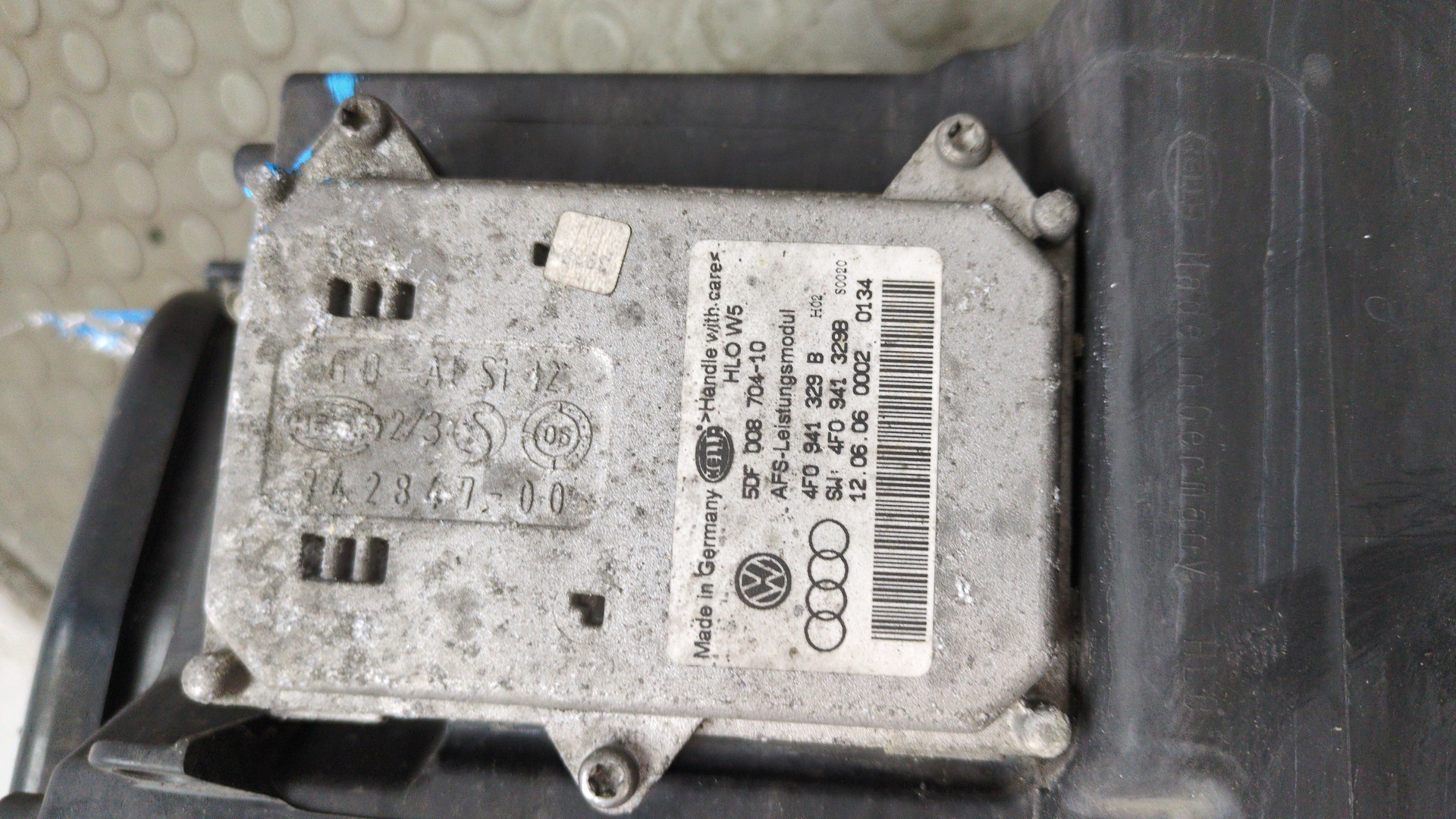 Фара правая