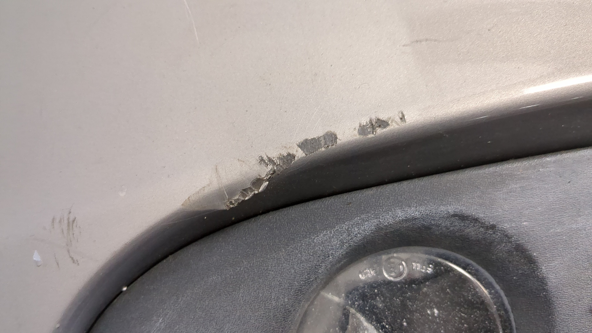 Бампер передний