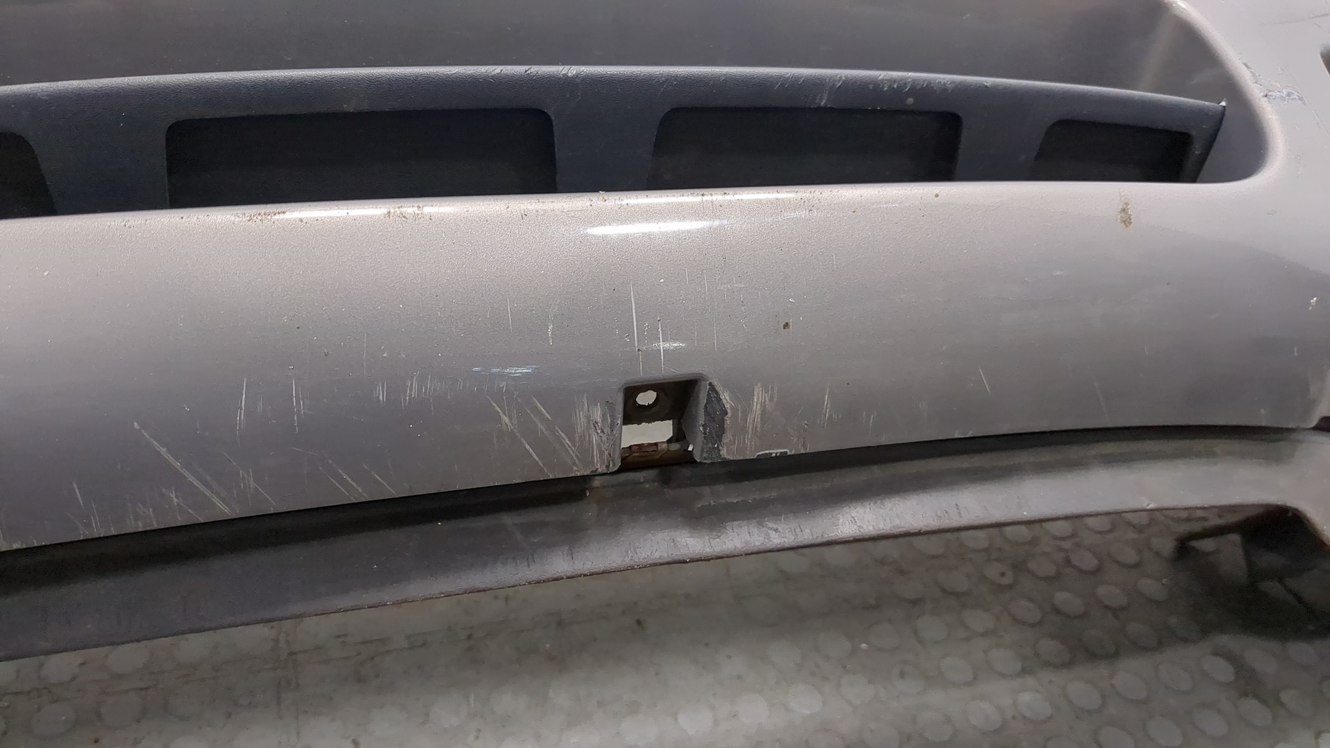 Бампер передний