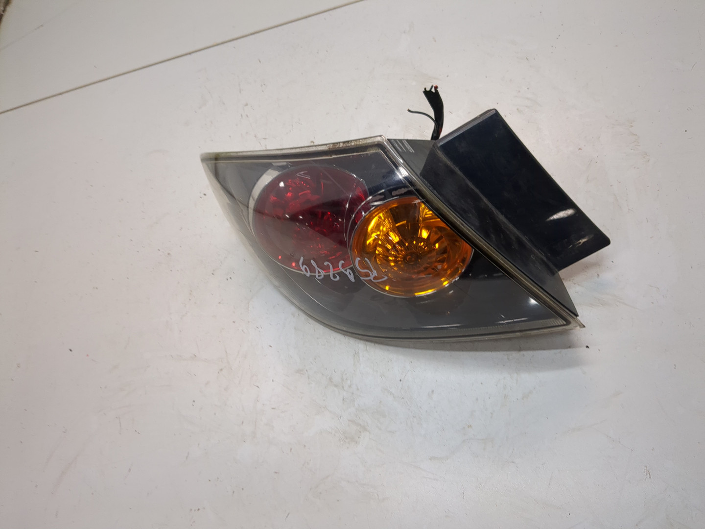 Фонарь задний левый