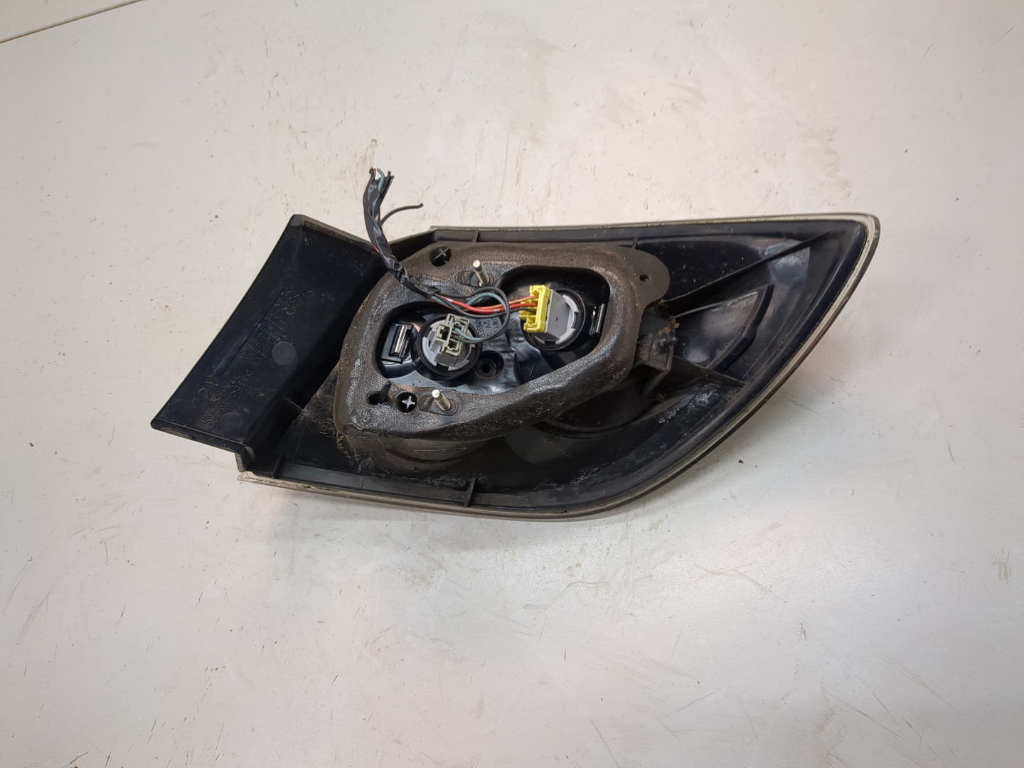 Фонарь задний левый