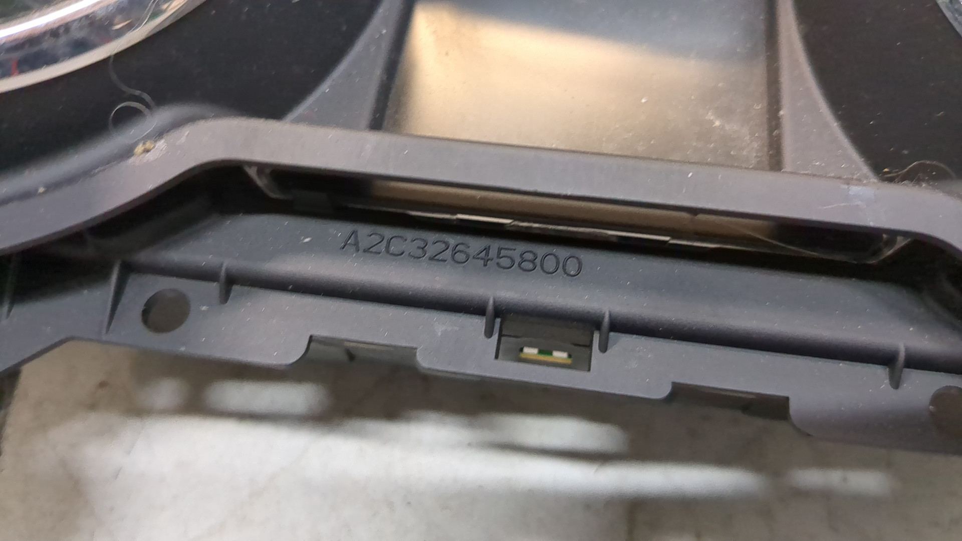 Панель приборов