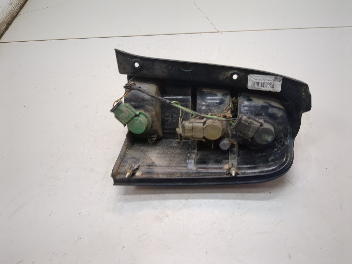 Фонарь задний левый