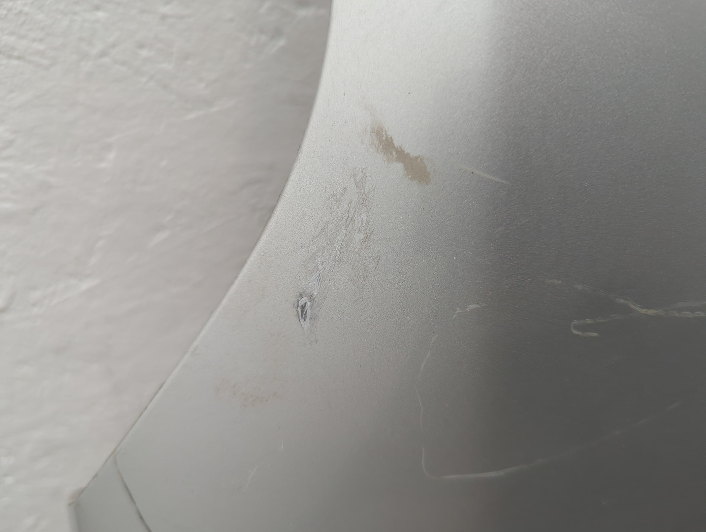 Крыло переднее правое