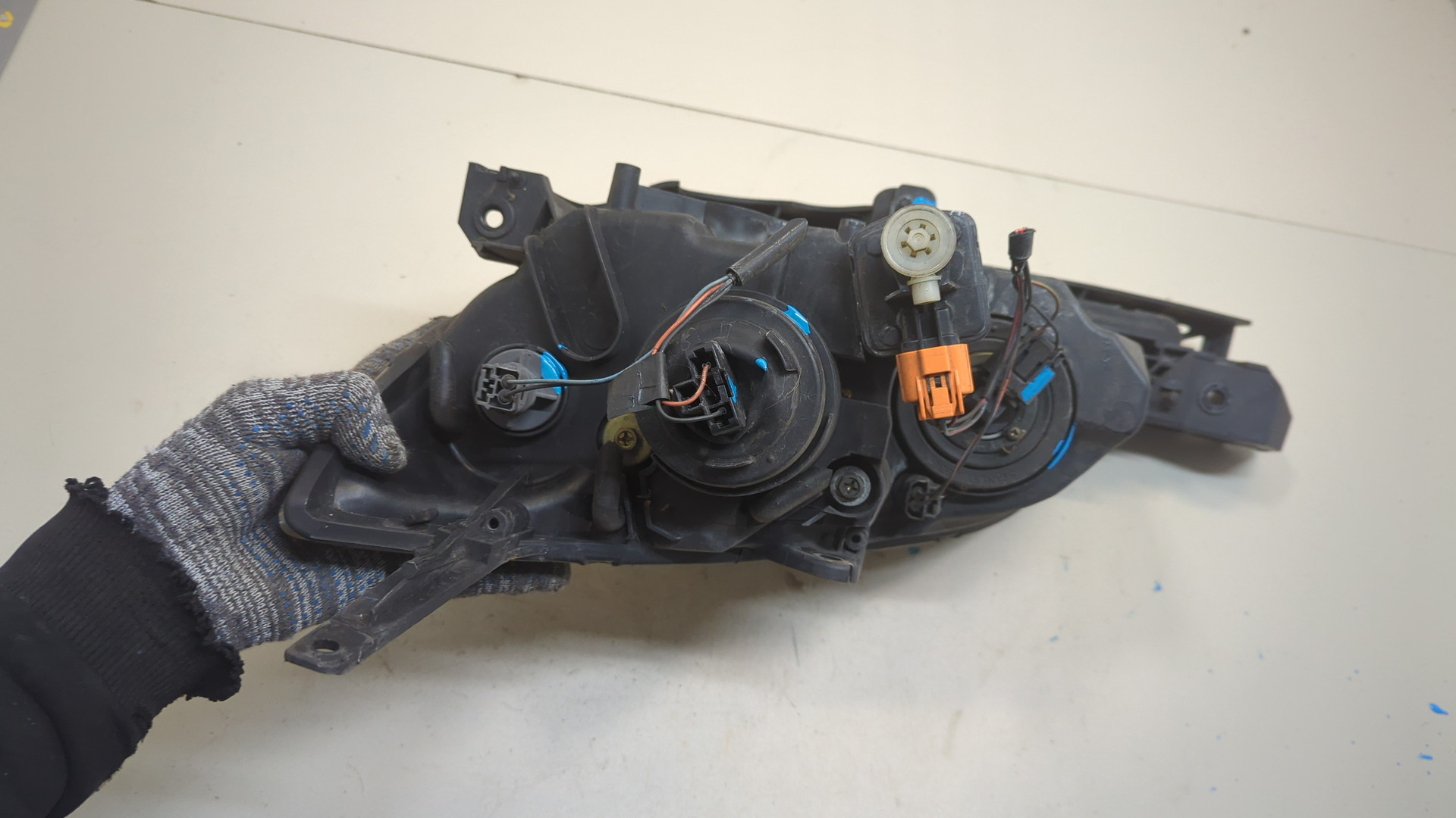 Фара правая