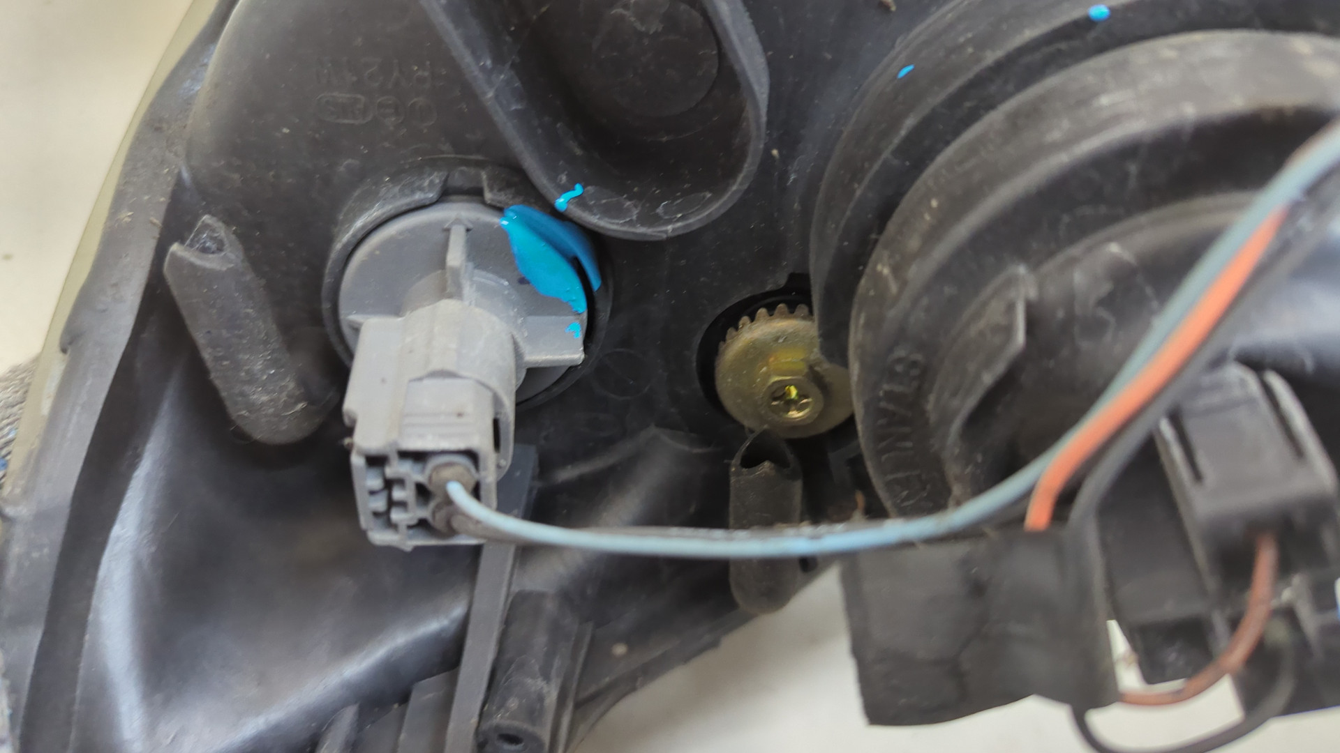 Фара правая