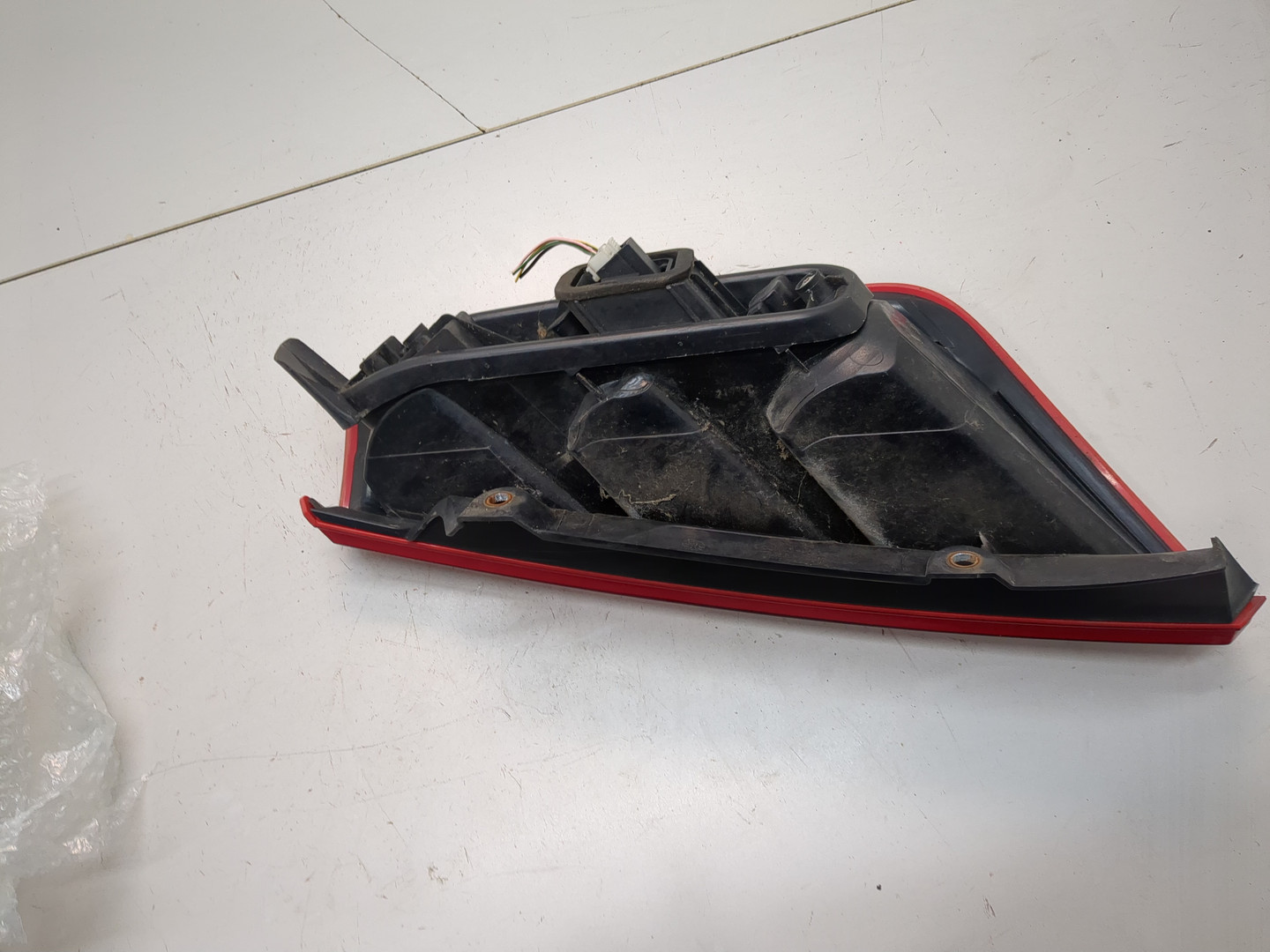 Фонарь задний левый